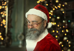 Leon Everette – Santa Looked A Lot Like Daddy